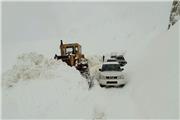 برف و کولاک 2 بزرگراه شریانی و یک راه اصلی خراسان رضوی را مسدود کرد